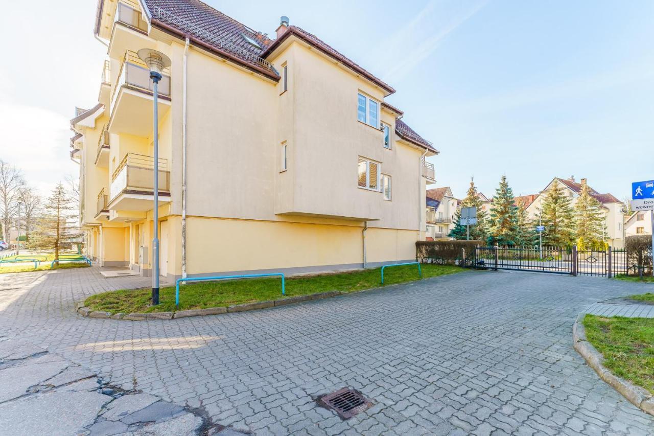 Apartament Klonowa Kolberg Exterior foto